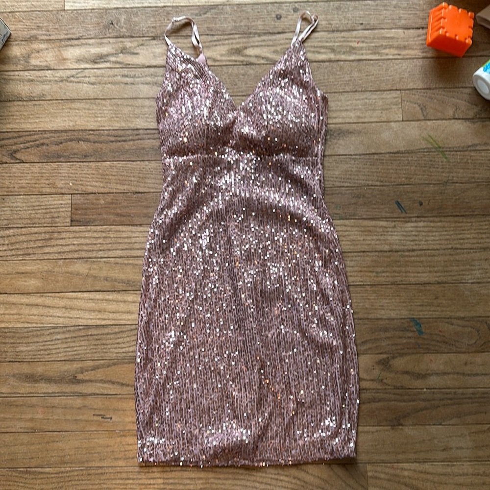 Women’s dress
